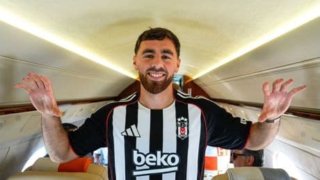 TRANSFER HABERİ | Orkun Kökçü Beşiktaş'ına kavuştu! İşte İstanbul'da karşılandığı anlar