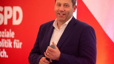 Glosse: Das Streiflicht: Lars but not least sind Politiker doch auch nur Menschen