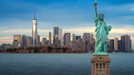 Nur wer sich benimmt, bekommt Geld zurück - USA führen Einreise-Pfand für Touristen ein