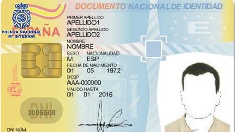 Número de soporte del DNI: qué es, cómo localizarlo, para qué sirve y cuándo no debemos facilitarlo