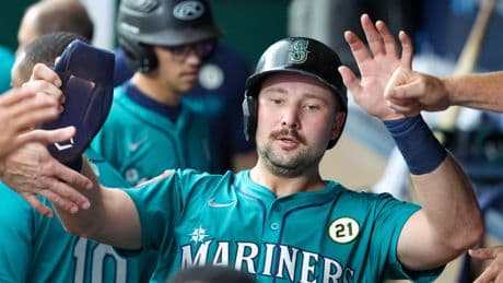 Mariners’ Cal Raleigh breaks Mickey Mantle’s single-season home run record by switch-hitter