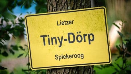 Wohnen vor den Dünen: "Tiny-Dörp" am Spiekerooger Inselinternat soll wachsen