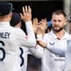 Woakes injury mars England's bizarre opening day