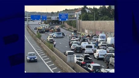 Isère: un nourrisson meurt dans un accident sur l'A7, cinq blessés sont à déplorer