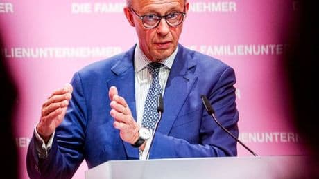 Finanzen und Steuern: Merz für Soli-Abschaffung in spätestens vier Jahren