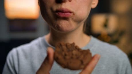Schlank naschen? - Jetzt kommt der Schoko-Keks zum Abnehmen