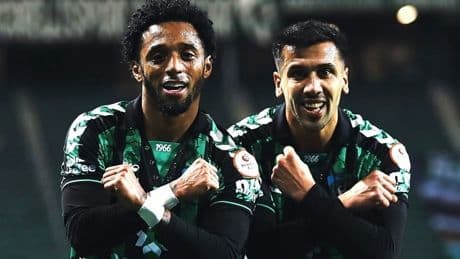 Kocaelispor'dan 7 gollü galibiyet: Adım adım Süper Lig'e!