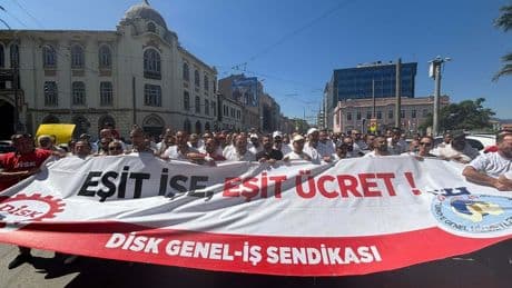 İzmir'de işçiler grevin 5'inci gününde!