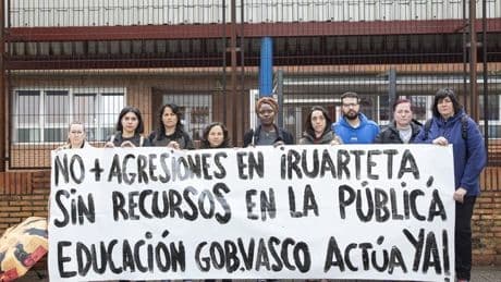 Familias de un colegio de Bilbao denuncian la «extrema violencia» de un alumno