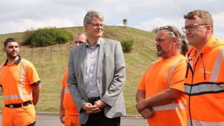 Infrastruktur: Verkehrsminister Patrick Schnieder soll bauen, aber »nicht um jeden Preis«