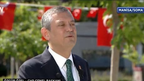 Şaibeli diplomaya ‘Özel’ savunma! Özgür Özel’den pes dedirten sözler: Fatih Sultan Mehmet bilseydi…