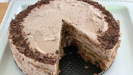 I tried 8 of Ina Garten's most popular desserts, and the best one was the easiest to make