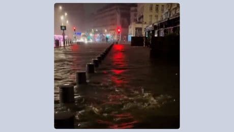 Frankreich: Unwetter flutet Zentrum von Marseille
