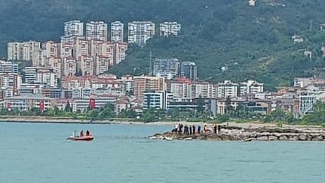Giresun'da denize giren bir kişi, boğulma tehlikesi geçirdi