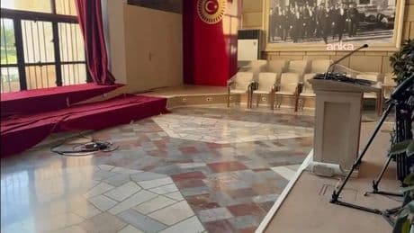 TBMM’de tadilat ve temizlik başladı: Basın toplantı salonundaki açıklamalar dışarıda yapılıyor