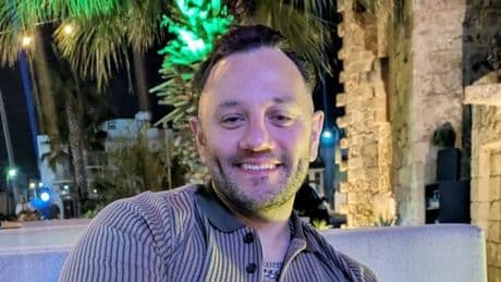 Actor thrown off Jet2 flight in 'row over Pringles' hits back after viral TikTok