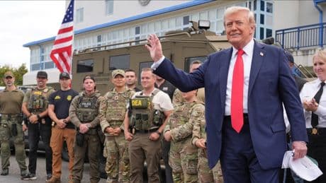 Trump alardea del despliegue de tropas y policía federal en Washington: “Se van a quedar un largo tiempo”
