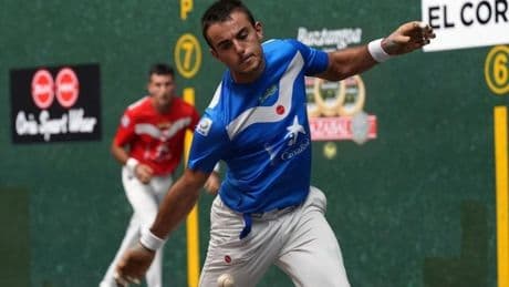 Larrazabal aspira a sorprender a Altuna en la final del Torneo de La Blanca