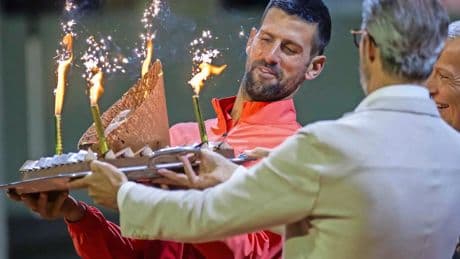 Bereikt Novak Djokovic dan toch nog één keer zijn topvorm? Serviër neemt op verjaardag revanche