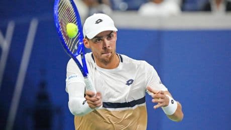 US Open : après Medvedev, Bonzi gagne encore en cinq sets au 2e tour contre Giron