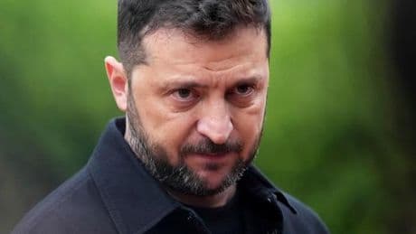 En direct, guerre en Ukraine : Volodymyr Zelensky juge qu’une rencontre avec Vladimir Poutine sera possible après un accord sur les garanties de sécurité