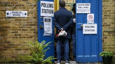 Reino Unido rebajará a los 16 años la edad para votar en una reforma electoral histórica