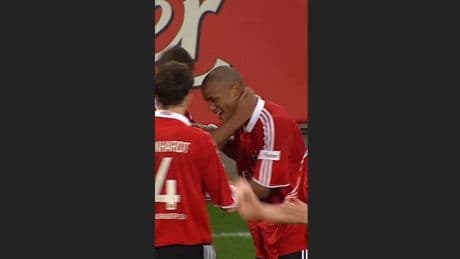 Für den HSV - DAS war Kompanys einziger Bundesliga-Treffer