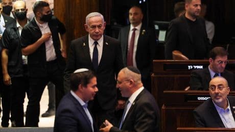 La rebelión política de los ultraortodoxos de Israel contra Netanyahu deja su Gobierno a 48 horas del colapso
