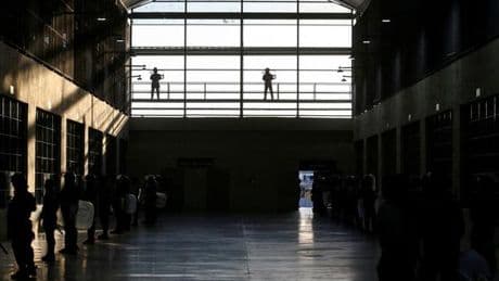Salvador : la Cour suprême rejette la requête du Venezuela pour la libération de 252 migrants expulsés des Etats-Unis