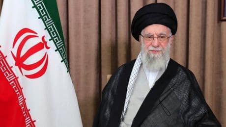 „Mullah-Regime steht mit dem Rücken zur Wand“ – Israel könnte iranische Regierung bald stürzen