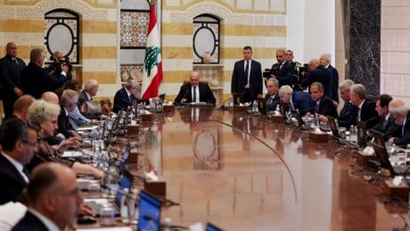 Liban : affaibli, le Hezbollah refuse toujours de rendre les armes