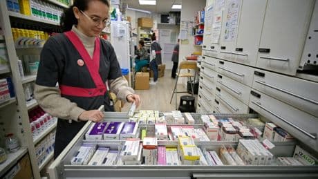 Les Français préfèrent acheter leurs produits de santé dans les pharmacies plutôt qu'en ligne
