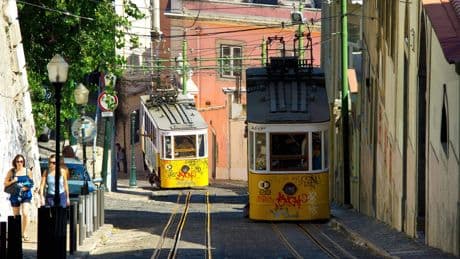 Onderzoek: dodelijk tramongeluk Lissabon door loslaten kabel