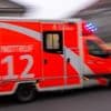 Achtjähriger rennt in Berlin auf die Straße: Autofahrer fährt Kind an – mit Kopfverletzung im Krankenhaus