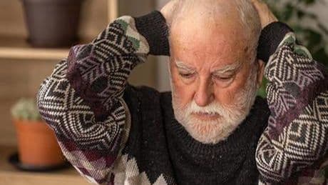 Alzheimer'a umut olacak keşif! Hastalığı tetikleyen mekanizma çözüldü