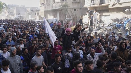 A Gaza, les Palestiniens, à bout de nerfs, retournent leur colère contre le Hamas