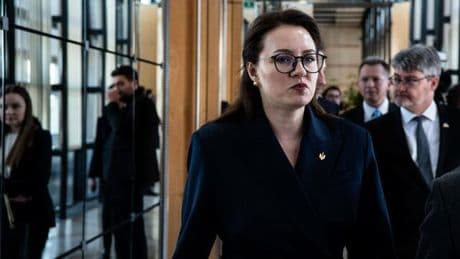 Regierungsumbildung: Ukrainisches Parlament bestätigt neue Ministerpräsidentin