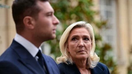 Le RN et ses alliés largement en tête en cas de dissolution, le camp présidentiel en grande difficulté