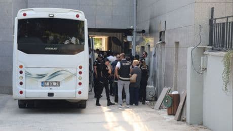 Manavgat Belediyesi operasyonu:  25 kişi adliyeye sevk edildi