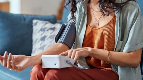 El síndrome hereditario poco conocido que provoca hipertensión en las mujeres