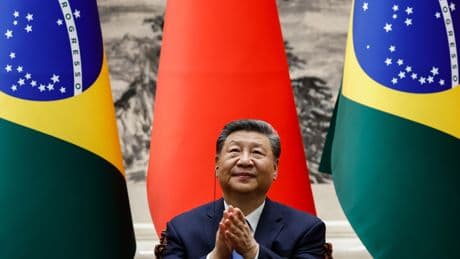 Pekín asegura que China y Latinoamérica "reforzarán su unidad" tras reunión con la Celac