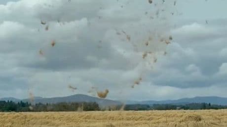 Huge 100m weather phenomenon captured over Scots town leaving locals stunned