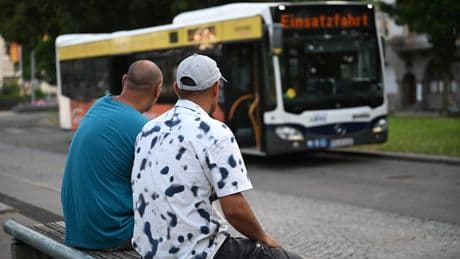 Förder-Irrsinn - Jobcenter zahlt 20.000 Euro für Führerschein