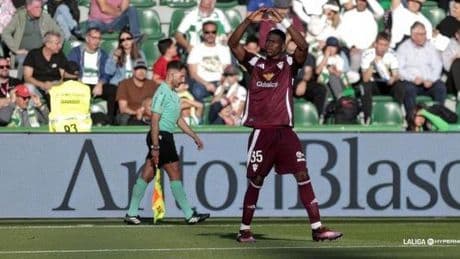 El Atlético pierde fuerza por Kofane