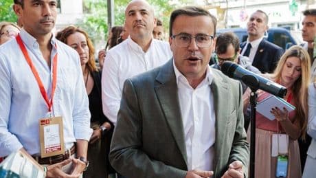 Un cambio escondido en los estatutos del PSOE puede librar a Gallardo de renunciar al cargo