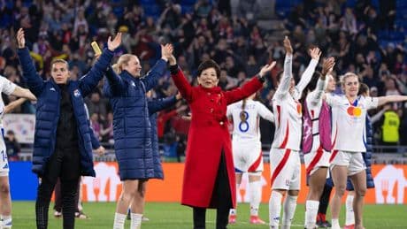 « Une référence mondiale » : l’OL féminin, un nouveau modèle pour sortir de la crise du football français ?