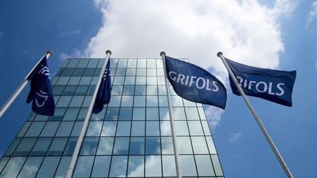 La deuda de Grifols contempla una opa de Brookfield antes del 19 de junio de 2025