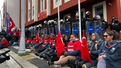 Polonez işçilerinin yürüyüşünü engelleyen yetkililere soruşturma yok