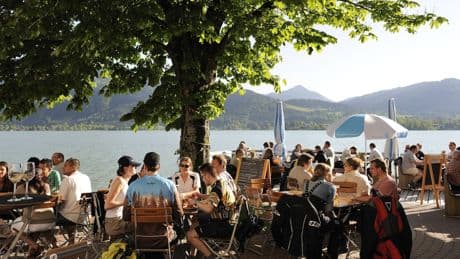 Tegernsee-Doku: Kritik an Superreichen, Gentrifizierung und Ausverkauf