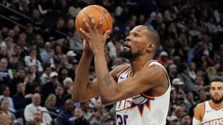 Kevin Durant protagoniza el primer traspaso de la NBA con siete equipos implicados en su llegada a los Rockets
